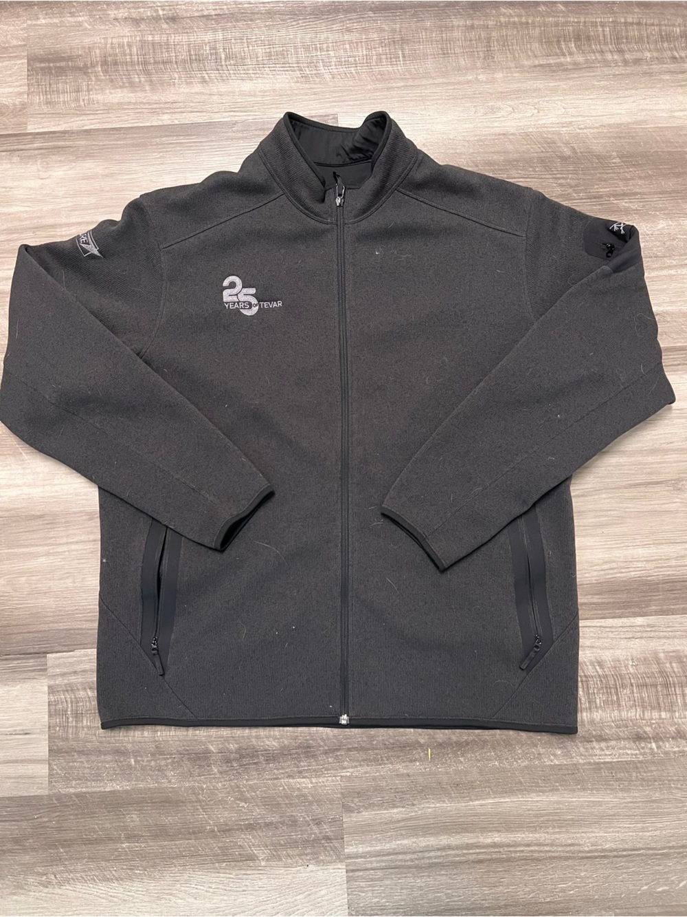 Arc’teryx Black Covert Cardigan jacket with embroidered Logo “Gore”